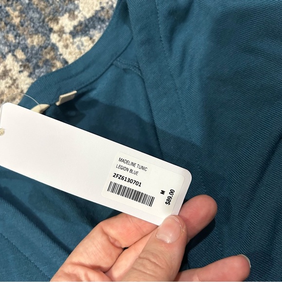 NWT Soft Surroundings Legion Blue Madeline Asymmetrical Knit Long Sleeve Tunic - Picture 4 of 9